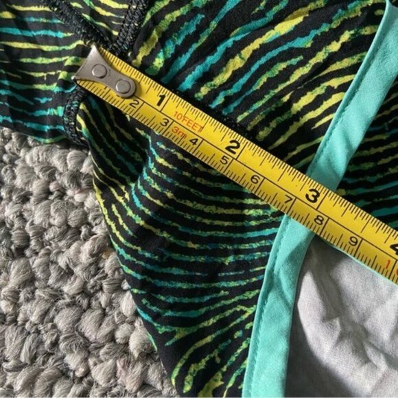 Lululemon Speed Short 2016 Seawheeze - Who Done It Split Pea Black / Bali Breeze - Picture 4 of 8